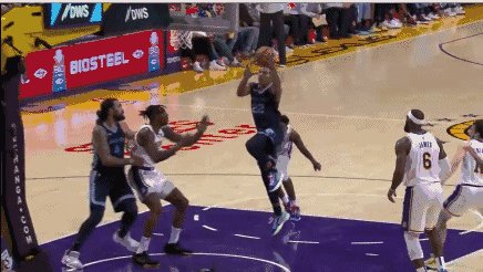 开云体育app-37岁老兵再度血拼40分钟 皇帝倒地令众人心头一紧