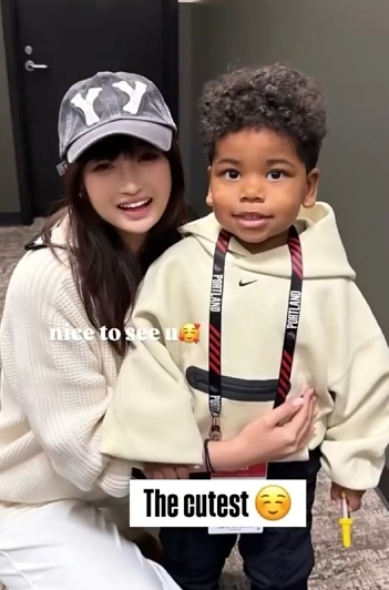 开云体育官网-韩乔生：杨瀚森这情商在NBA吃得住 女友跟利拉德的孩子玩一块去了